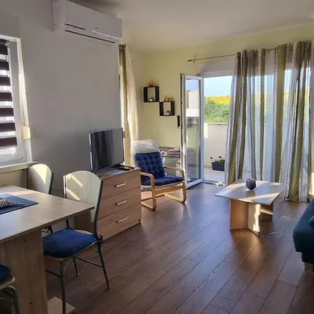 Апартаменты Apartmans Sun & Moon